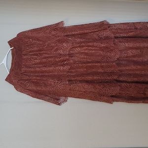 Women's size 6 tiered lace skirt